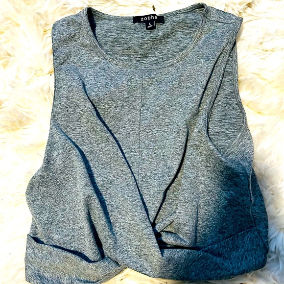 Gray twist in the front tank top sz L - Picture 2 of 2